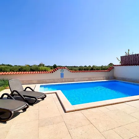 Galileo Villa Medulin Exterior photo